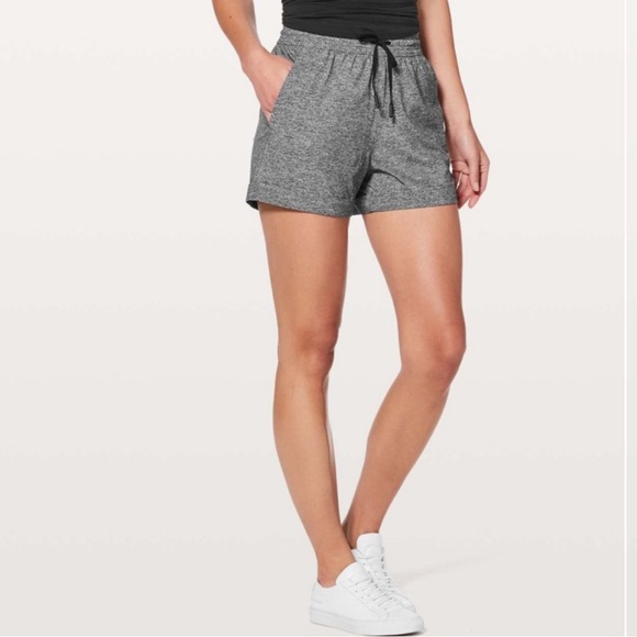 Lululemon Spring Break Away Short *4-way Stretch 3" Heather Lux Multi Black Sz 6 - Picture 3 of 9